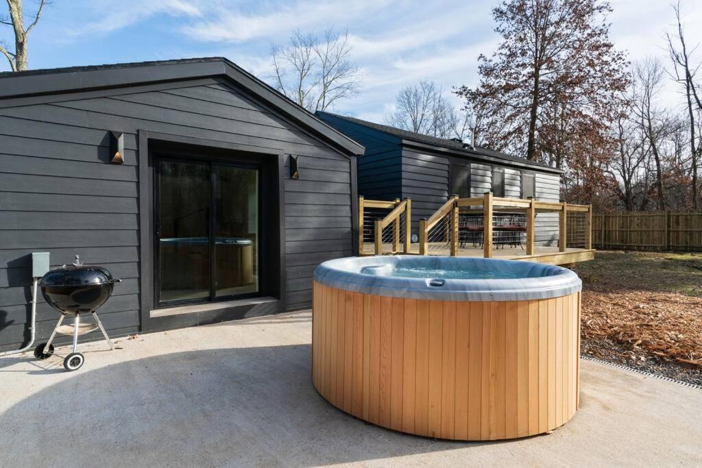 New Paltz Zen Wellness Cabin W/ Hot Tub מראה חיצוני תמונה
